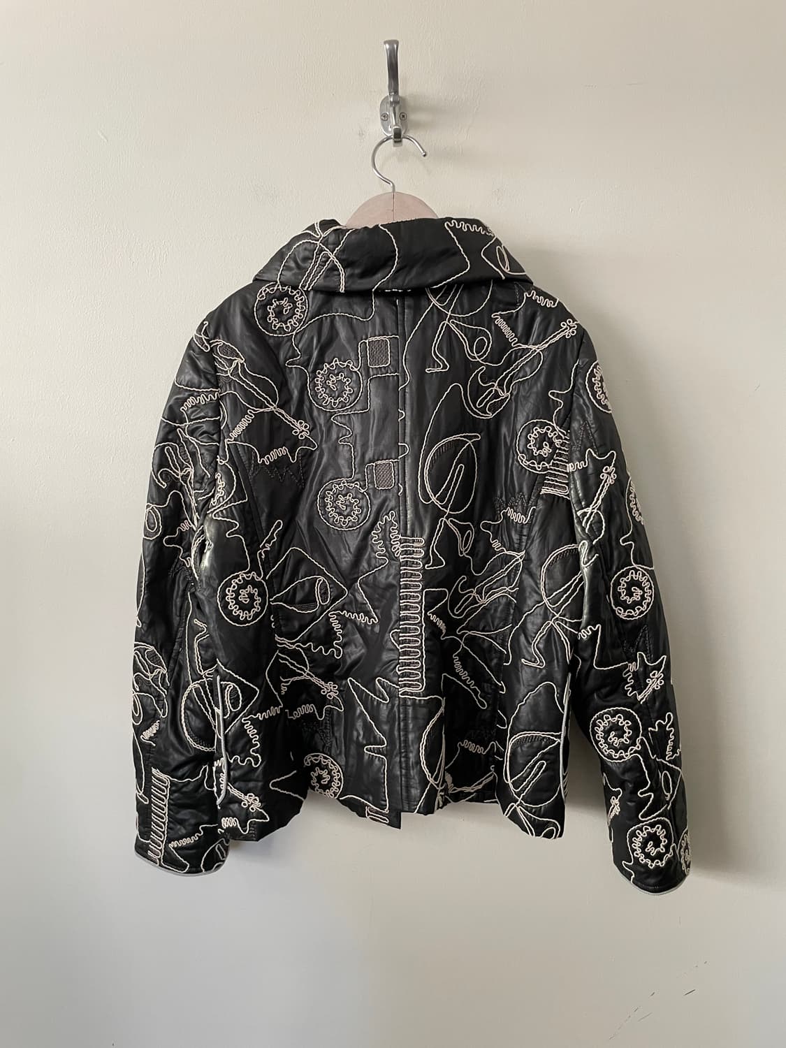 embroidered patterned padded jacket 상품이미지7