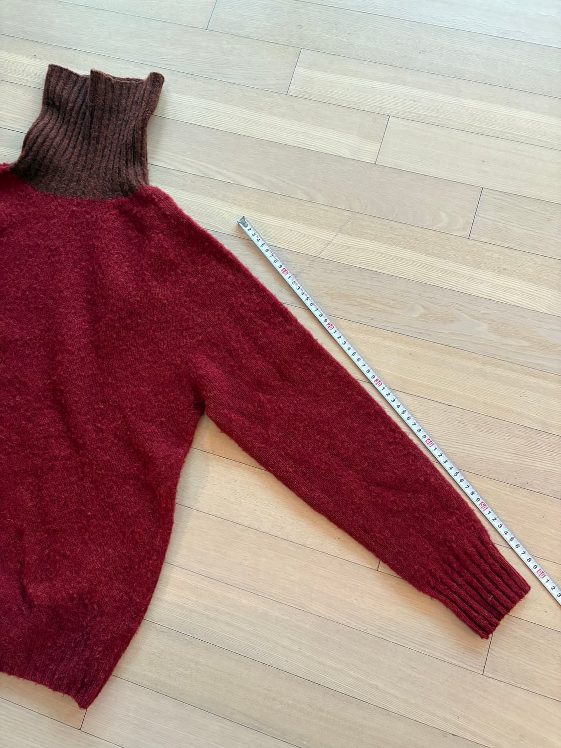 하울린 터틀넥 니트 상품이미지9