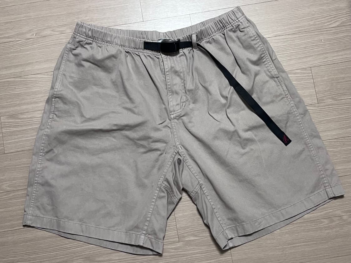 그라미치 루즈 쇼츠 반바지 Taupe색상 2XL(웜그레이) 상품이미지1