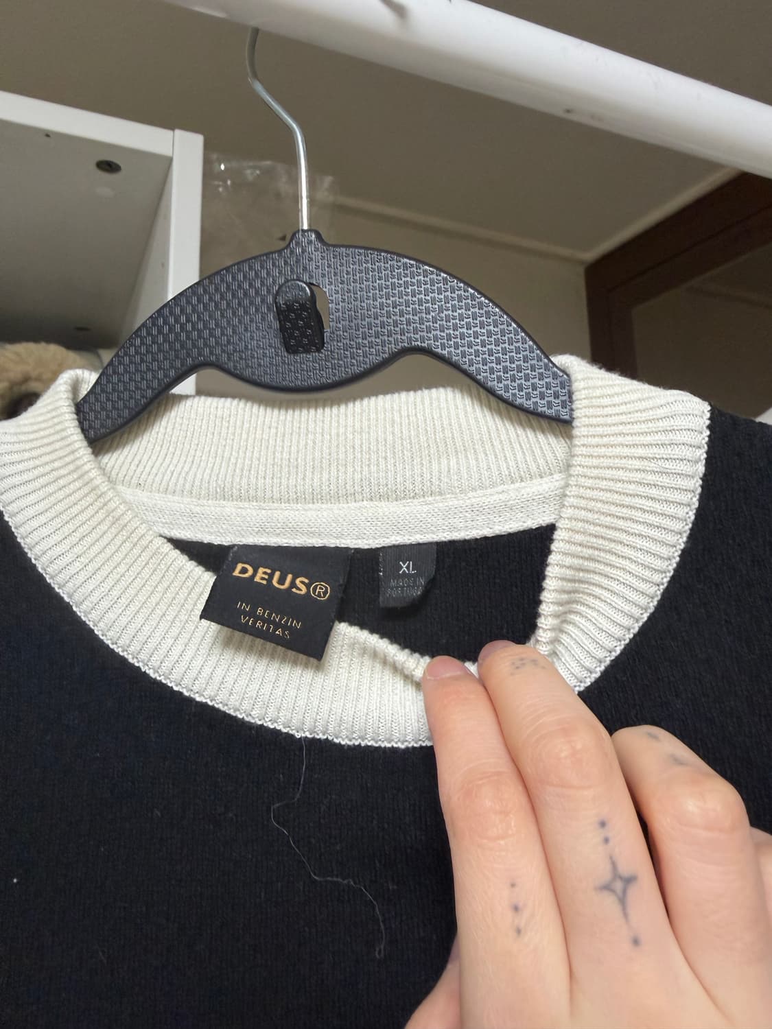 데우스 니트 상품이미지2