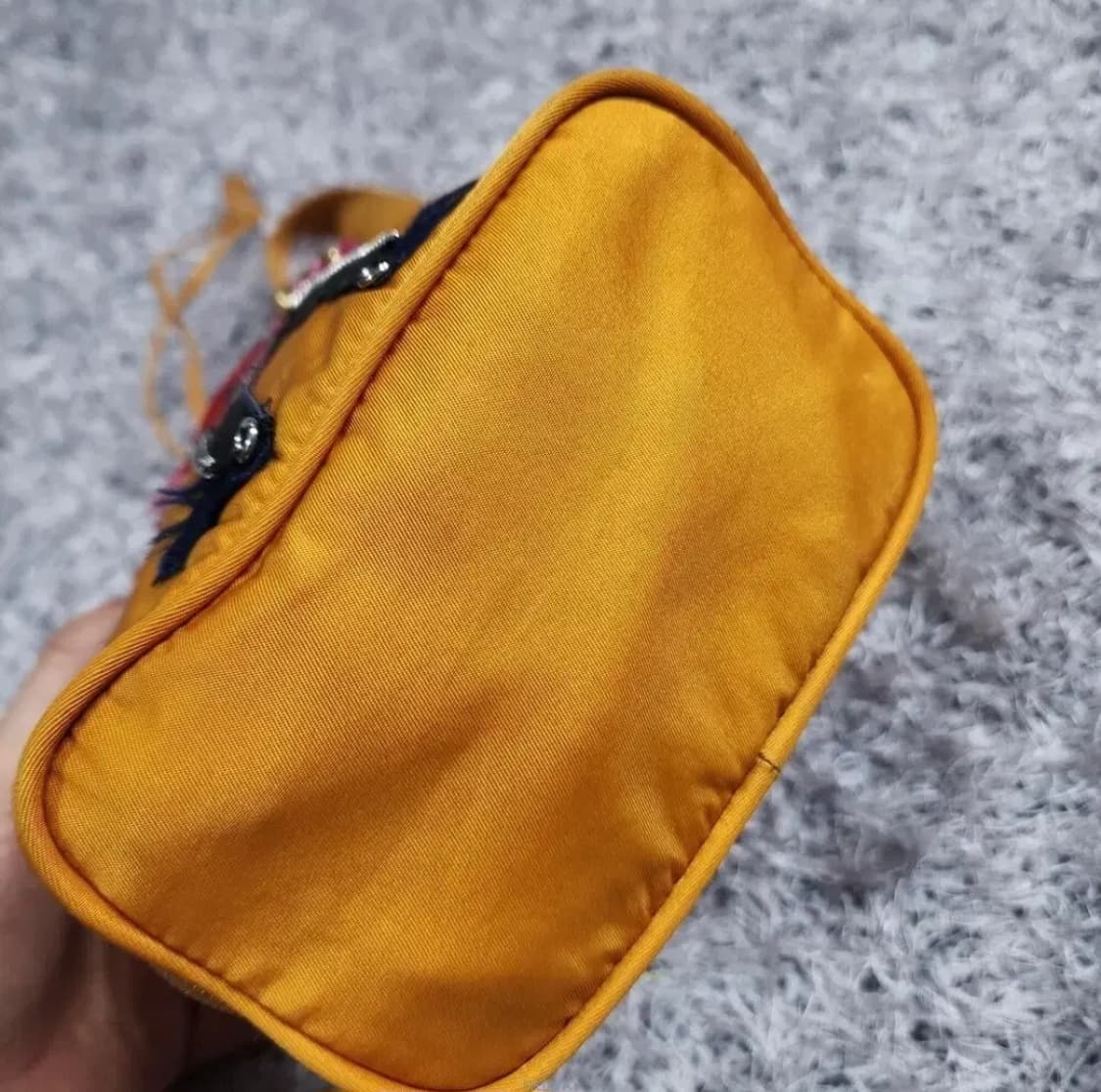 프라다 버킷 토트백 상품이미지5