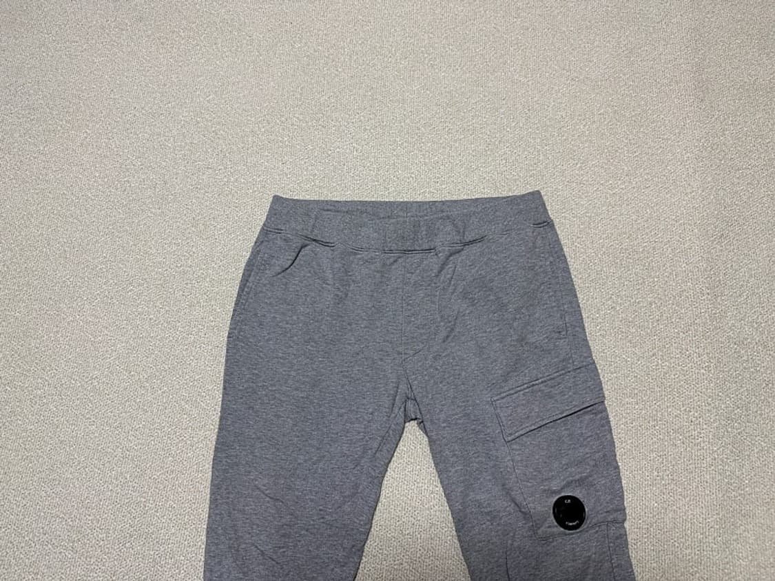 C.P 컴퍼니 트레이닝 조거팬츠 남성용 34인치 상품이미지2