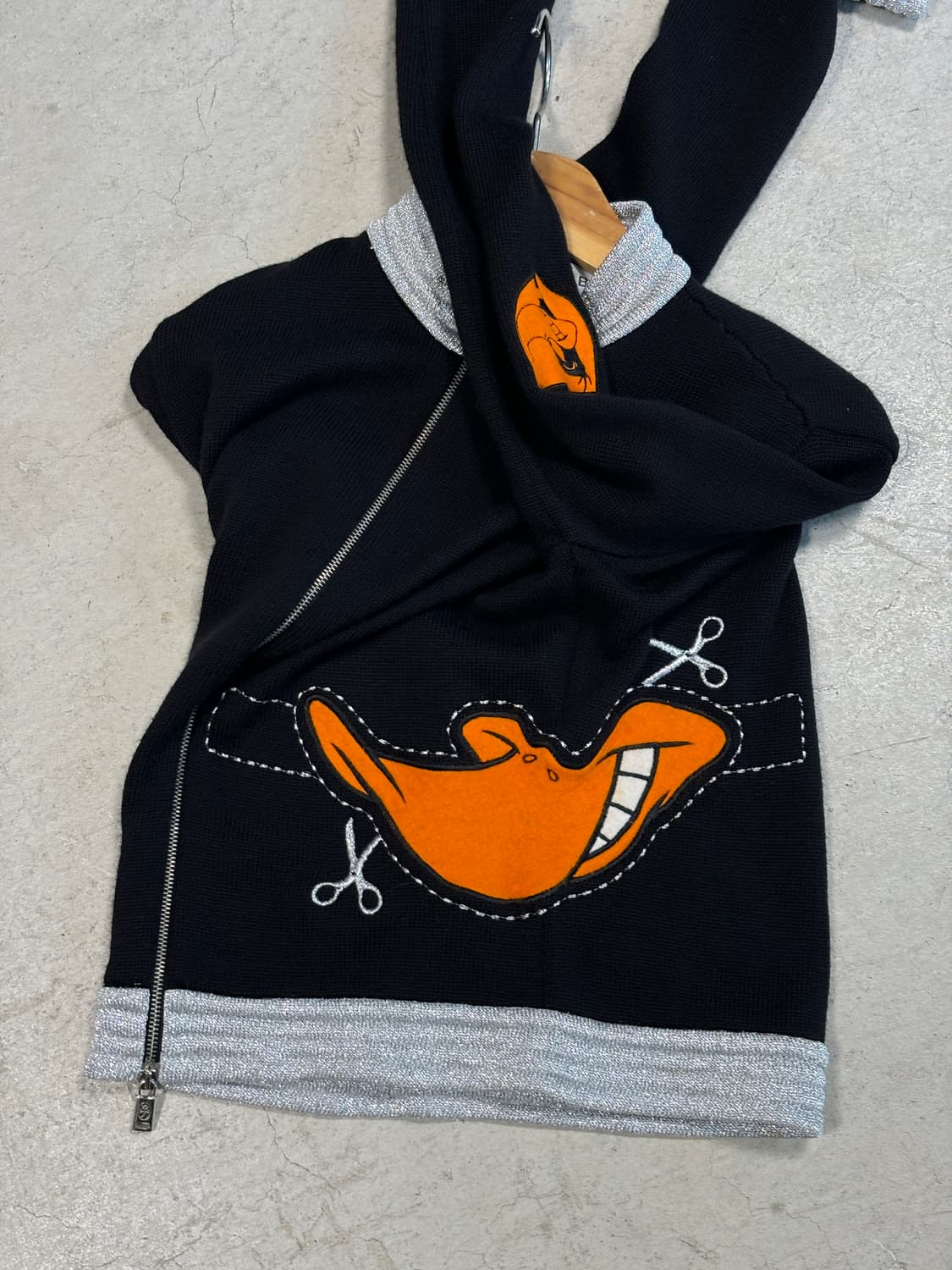 까스텔바작 루니툰즈 대피덕 니트 집업자켓 상품이미지7