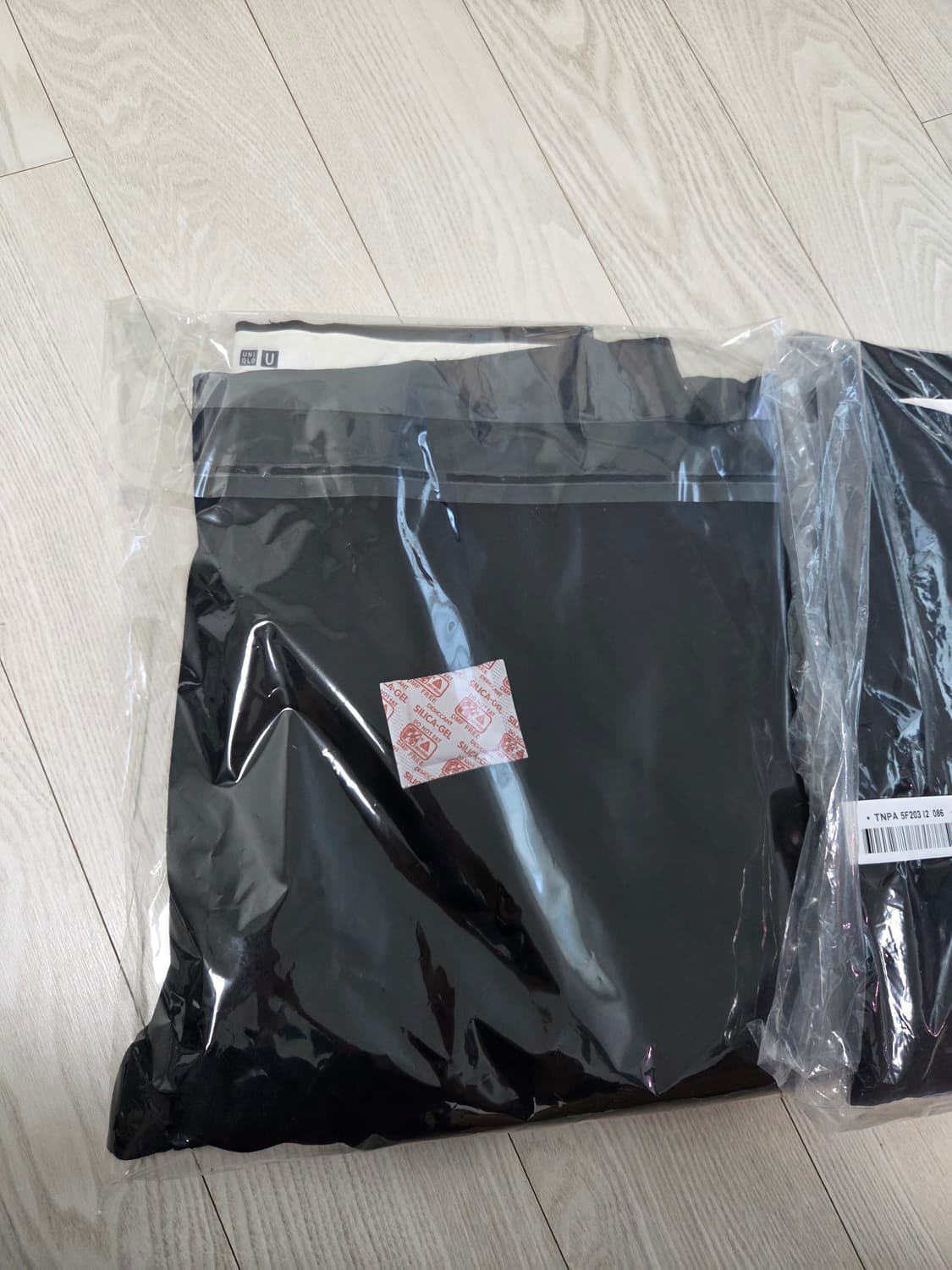 (82)유니클로U 원턱팬츠 상품이미지2