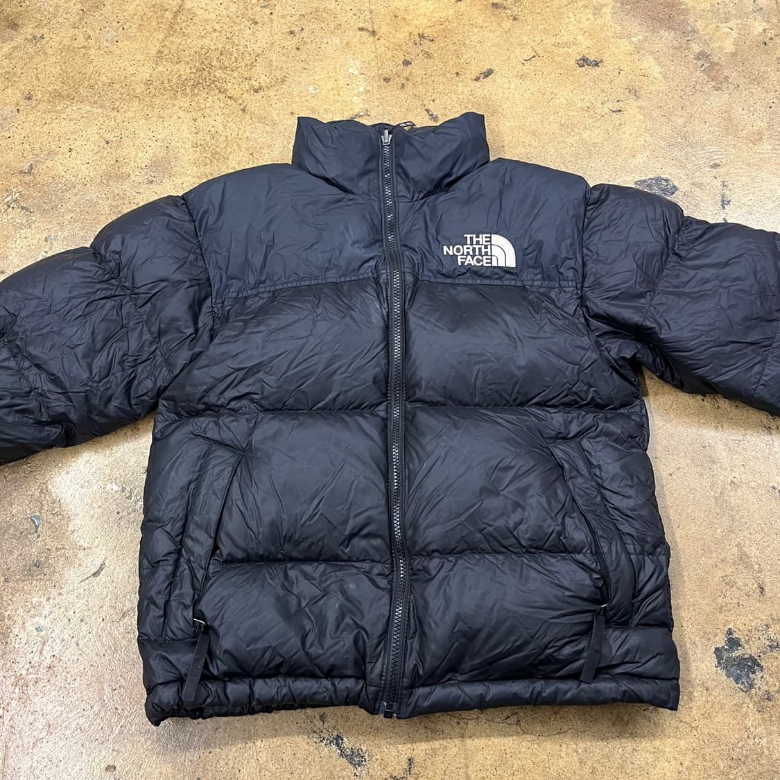 노스페이스 눕시 블랙 숏패딩  상품이미지3