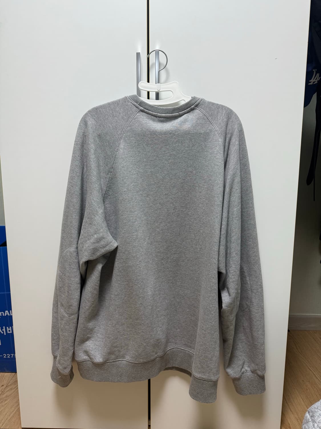 999휴머니티 스웻 맨투맨 그레이 상품이미지3