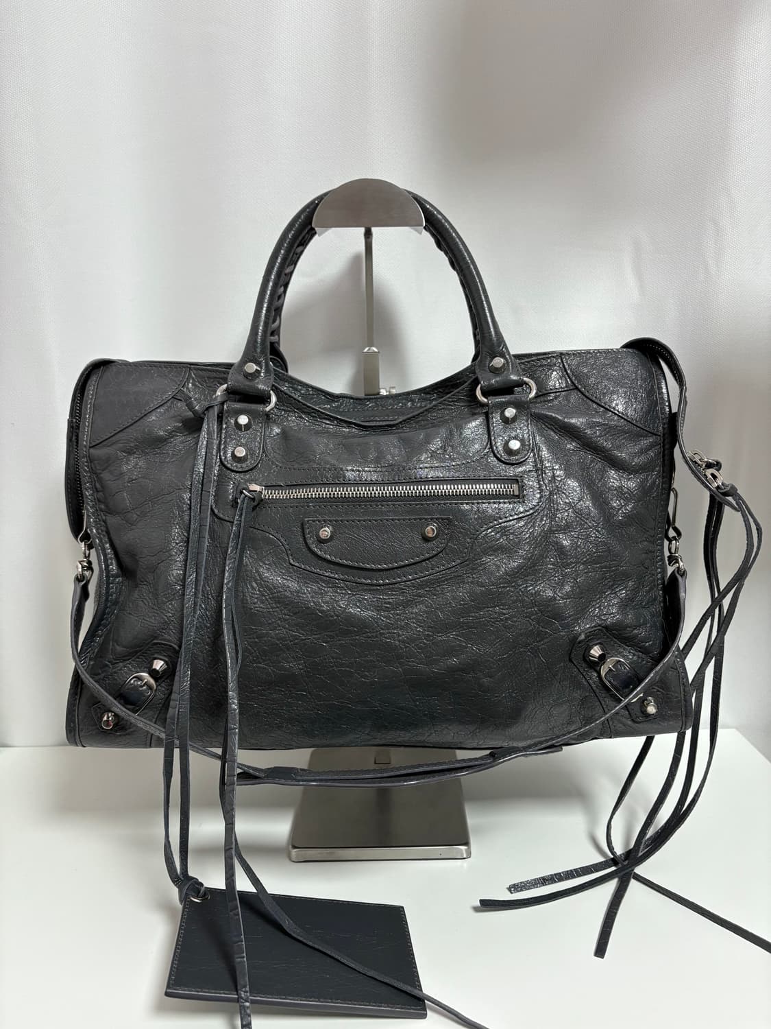 발렌시아가 시티 모터백 다크그레이 상품이미지1