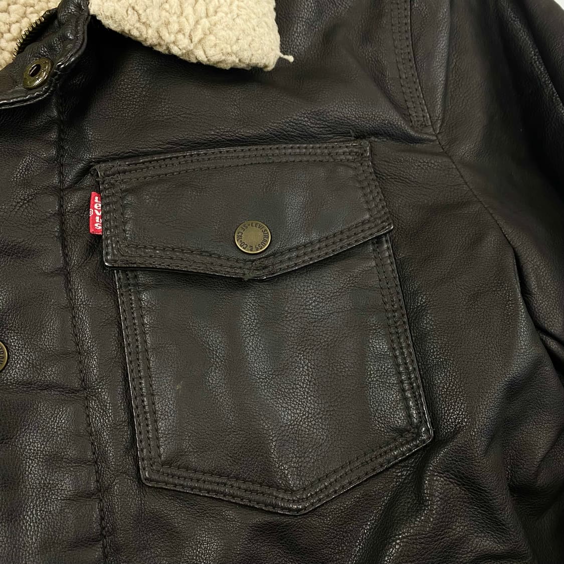 리바이스 레드 탭 블랙 레더 덱 자켓 (95) 상품이미지3