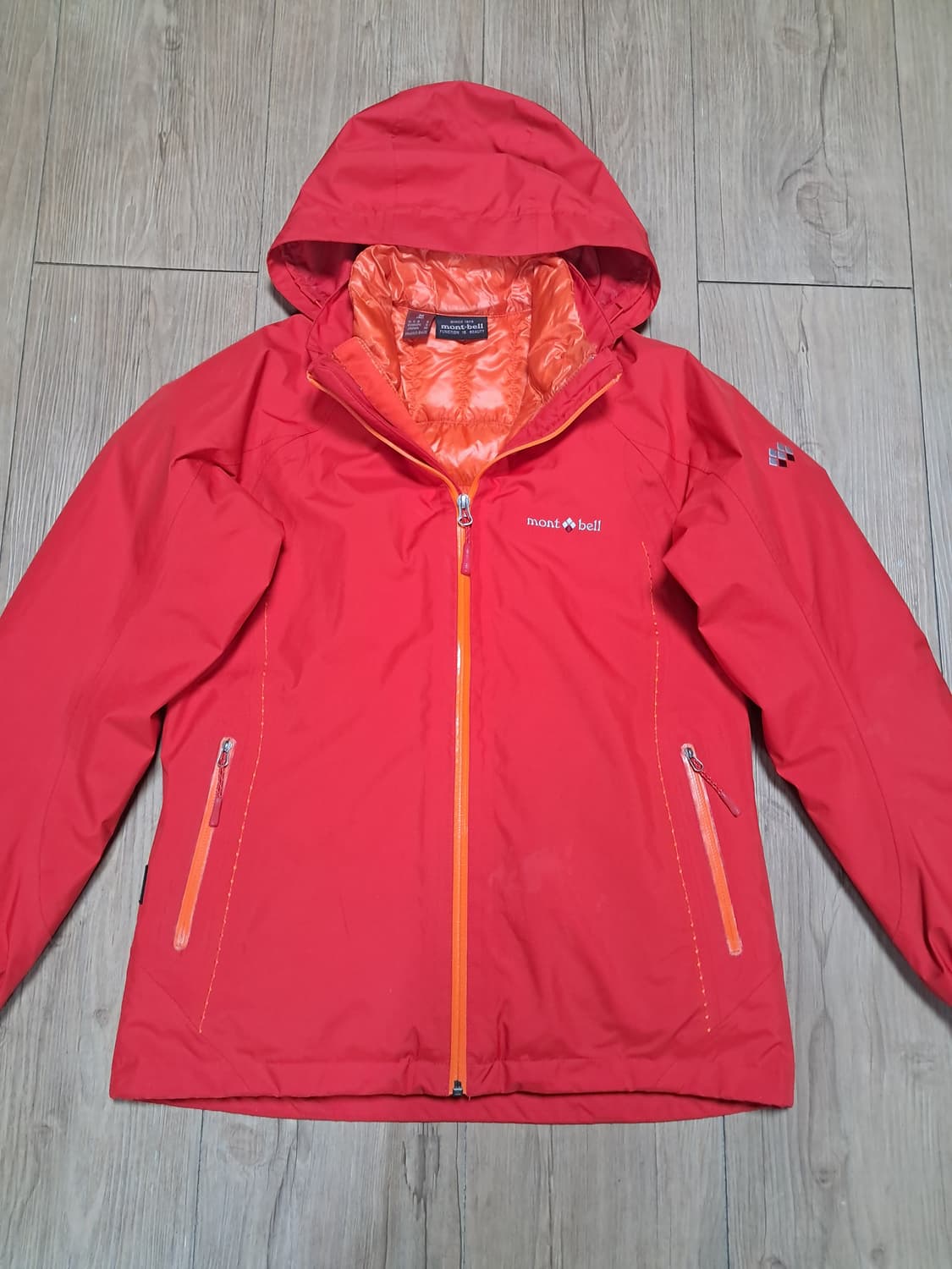 몽벨 바람막이 여성95 (패딩포함) 상품이미지1