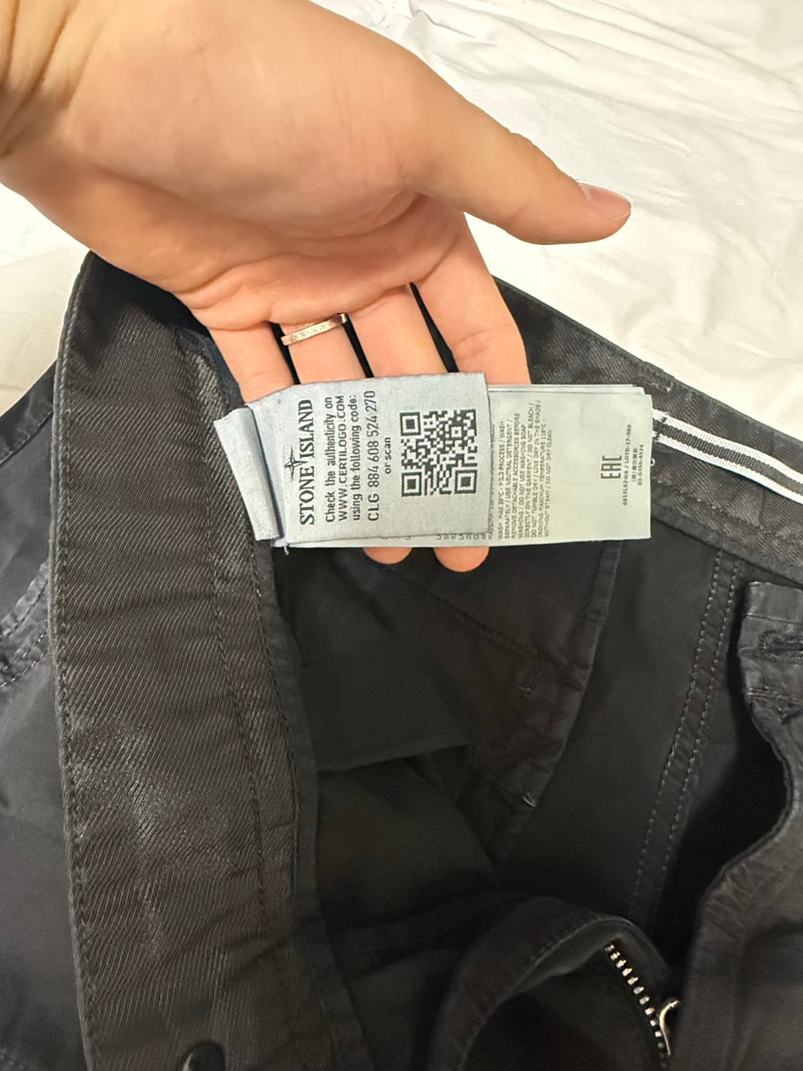 스톤아일랜드 카고 반바지 상품이미지2