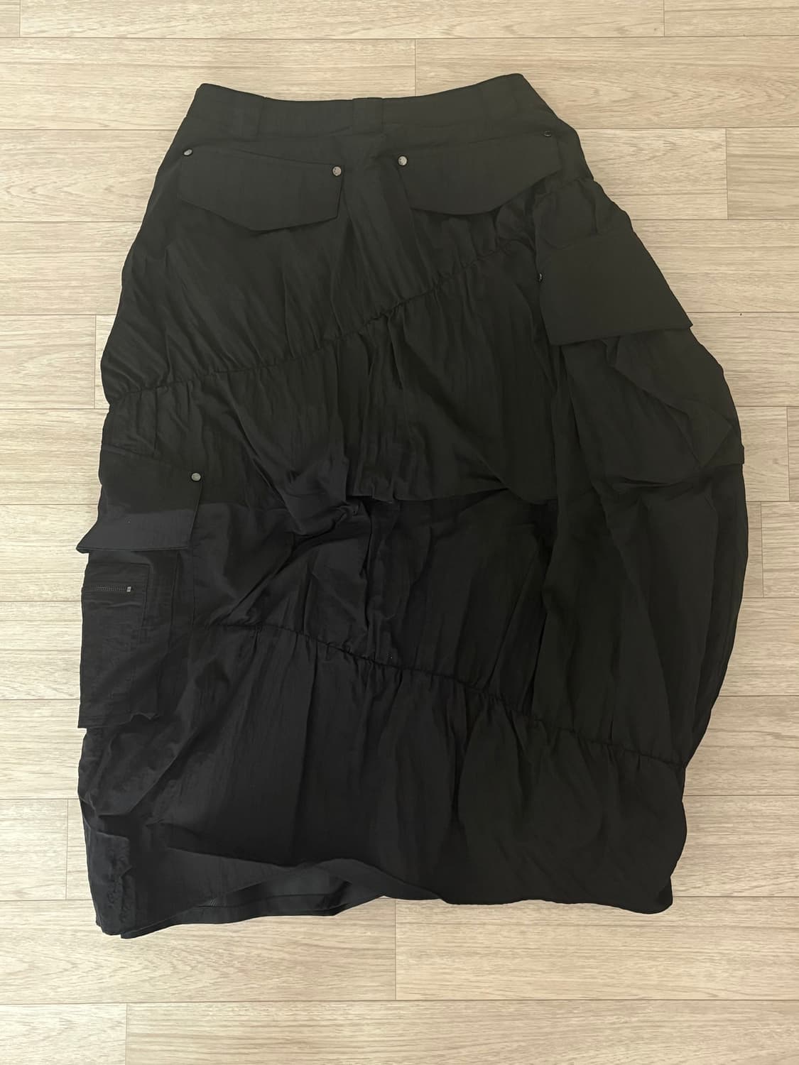 트리밍버드 나일론 셔링 셋업 스커트 블랙 상품이미지4