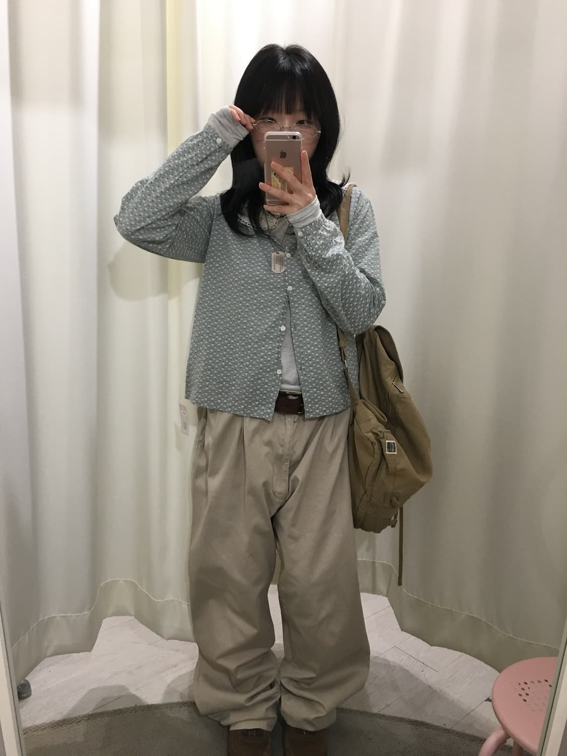 둥카라 슬리브 + 잔꽃 블라우스 모리 상의 세트 상품이미지4