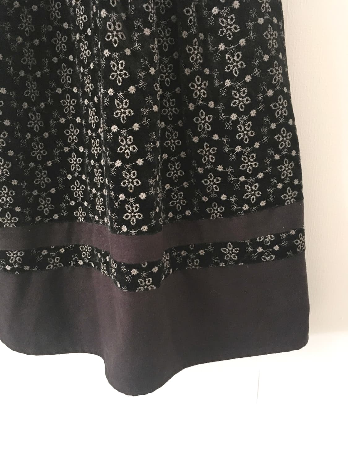 Velvet punching skirt 상품이미지7