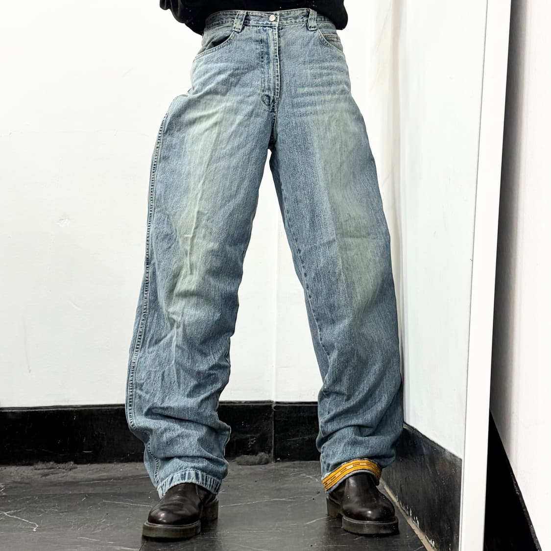 펠레펠레 올드스쿨 백로고 데님 팬츠 상품이미지2