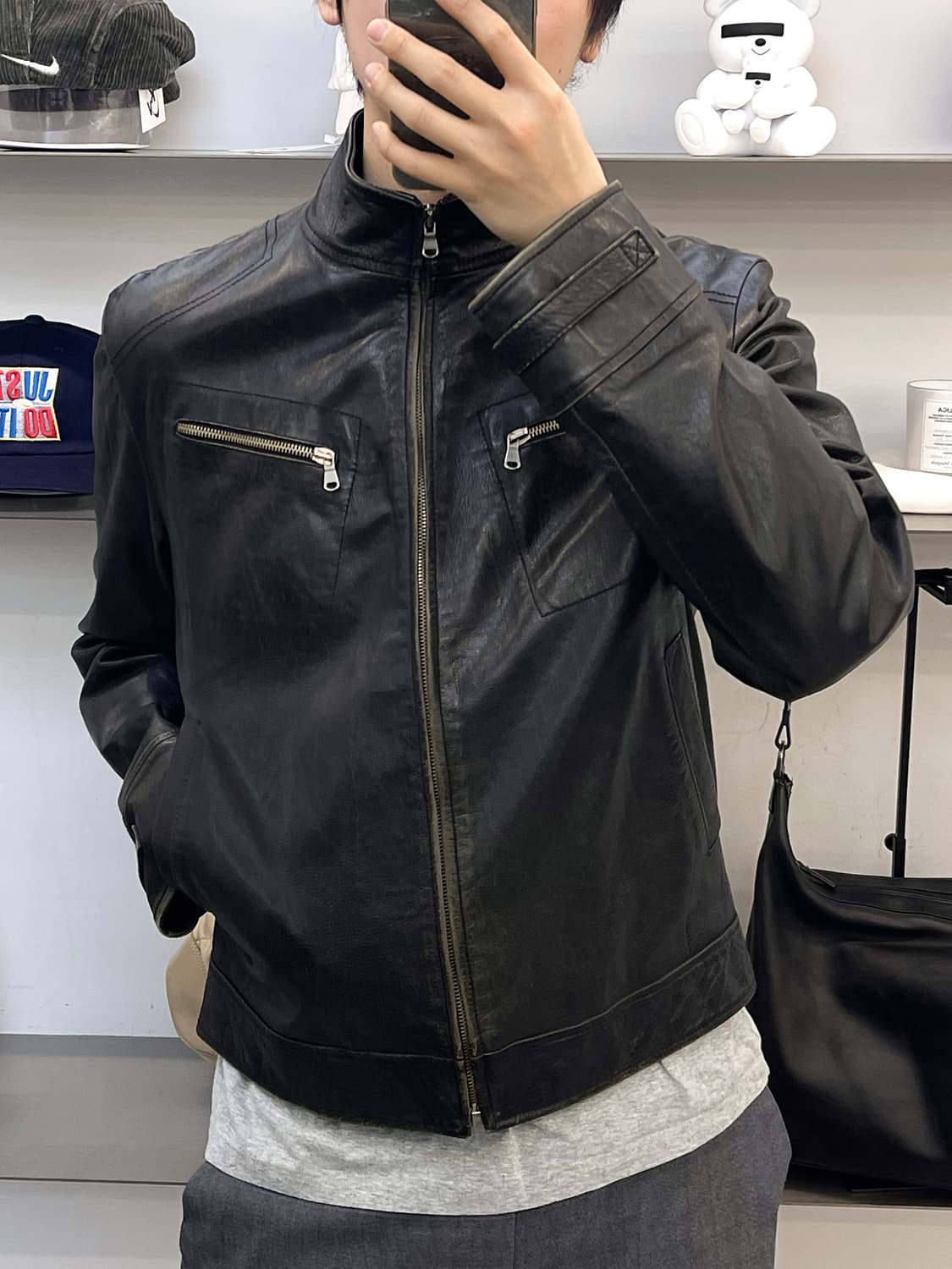 케네스 콜 이탈리아 카우 레더 자켓 상품이미지2