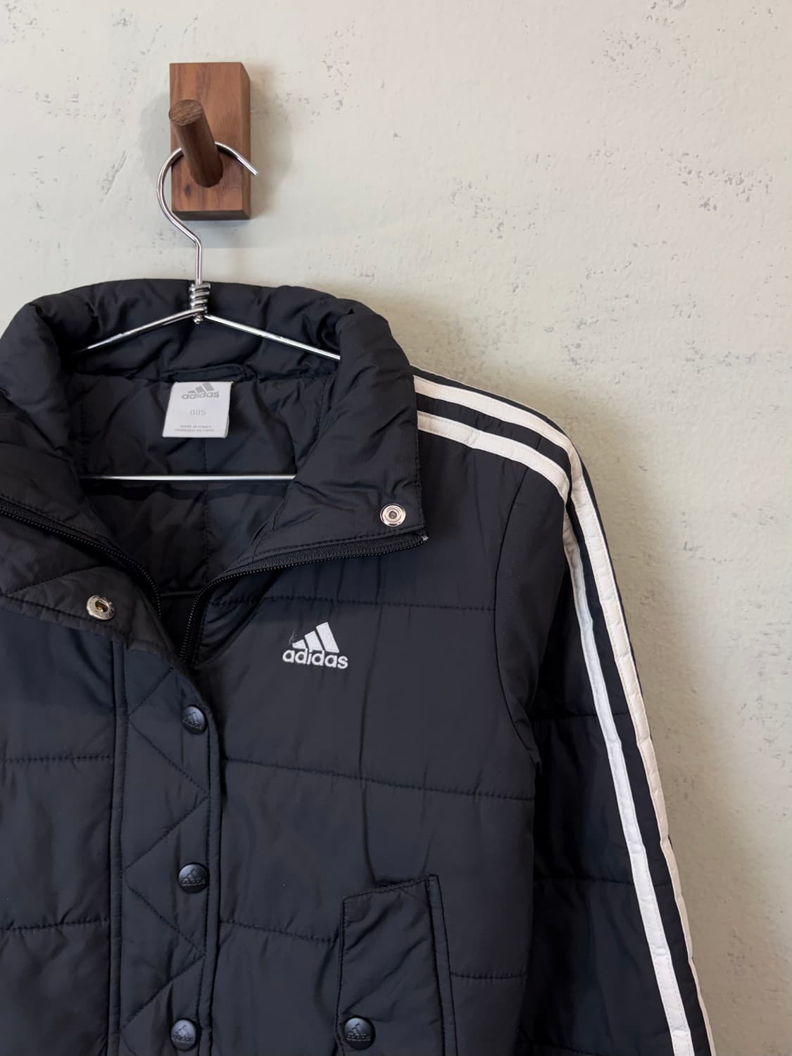 아디다스 빈티지 삼선 크롭 숏패딩 블랙 상품이미지2