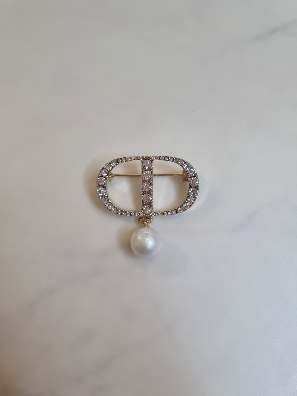 디올 업사이클링 큐빅 진주드롭 브로치 상품이미지1