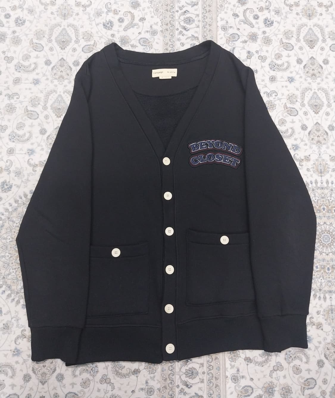 비욘드클로젯 프레피 로고 가디건 (100-103) 상품이미지1