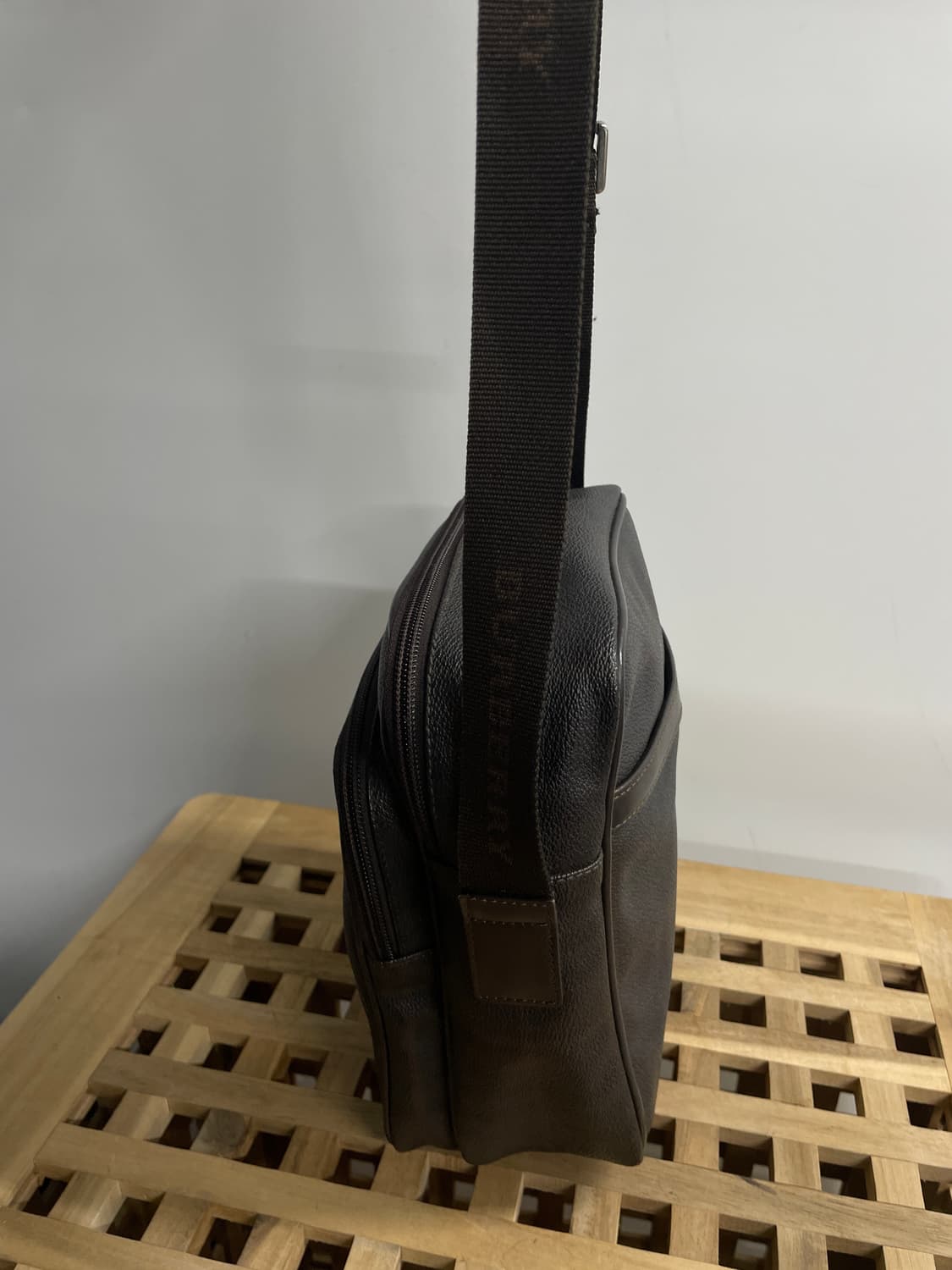 버버리 크로스백 상품이미지6