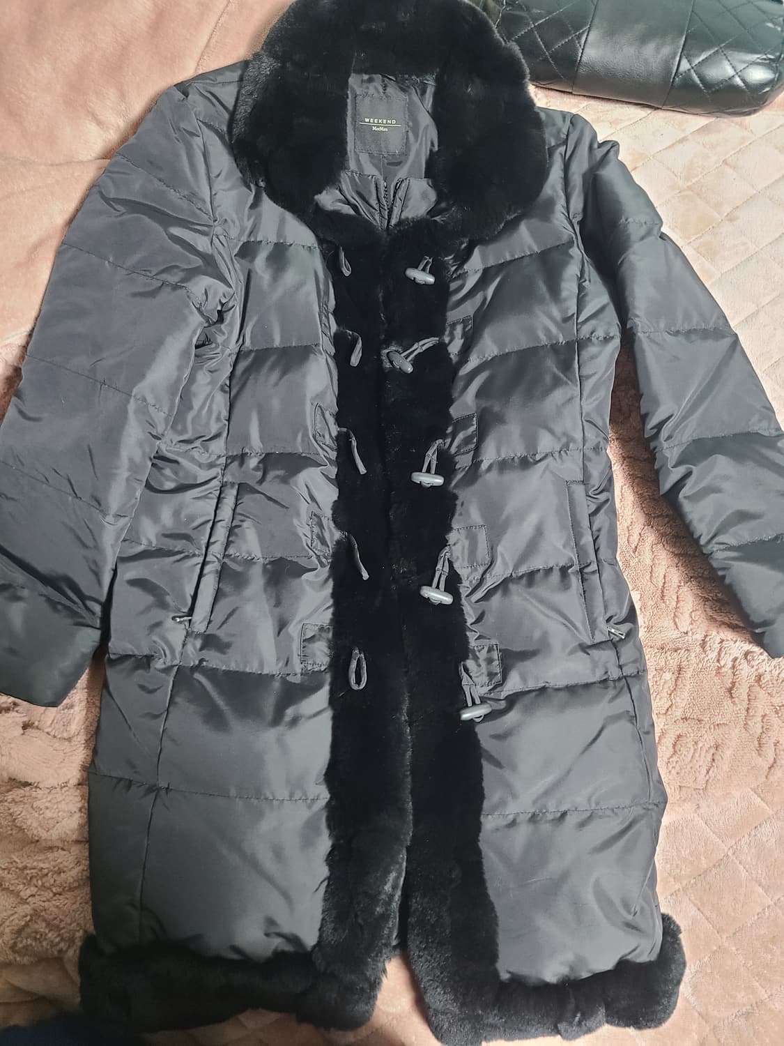 막스마라 Weekend black 퍼 패딩 상품이미지1