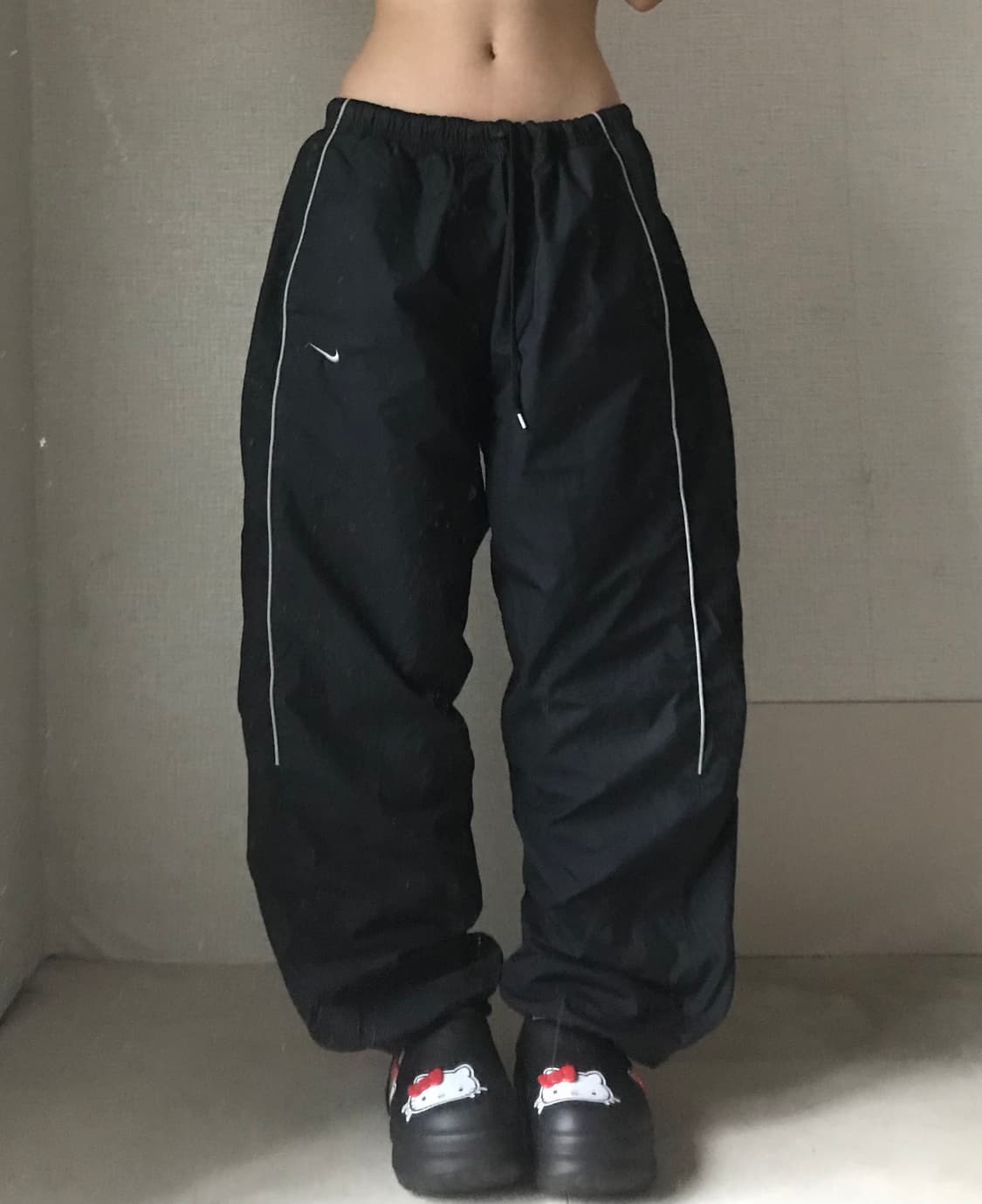 나이키 와이드핏 트레이닝 팬츠 상품이미지1