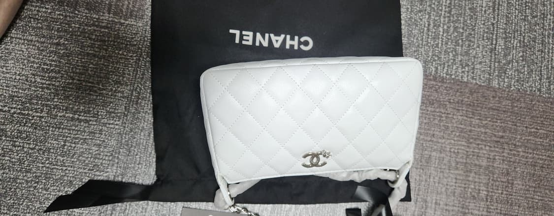 샤넬 AP4704 25B. 체인 클러치 미니 캐비어 화이트 상품이미지2
