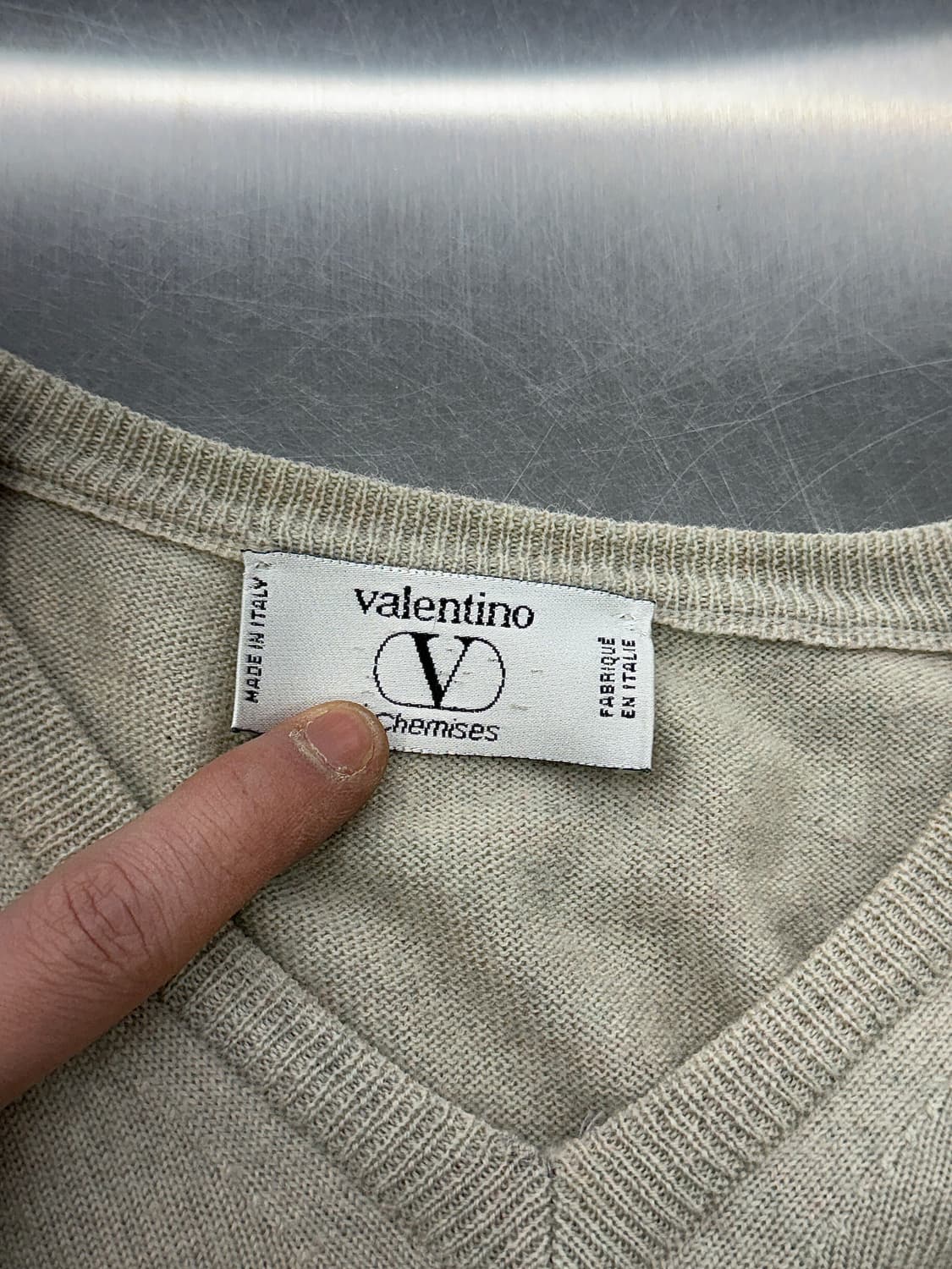 발렌티노 베이지 클래식 브이넥 니트 스웨터 상품이미지7