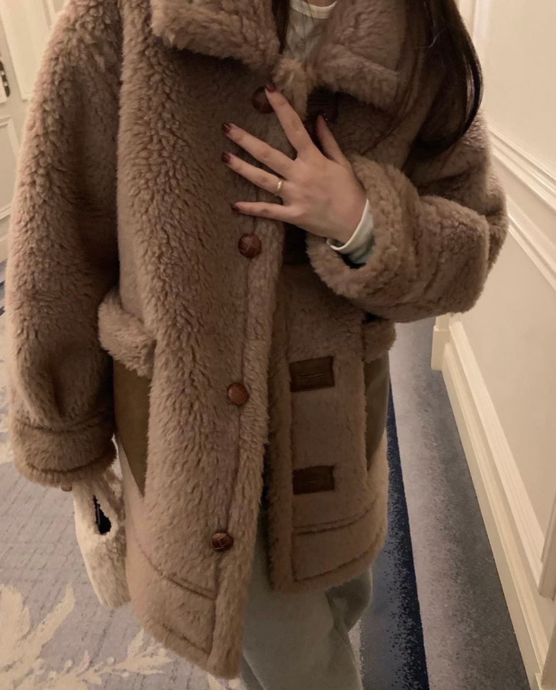 (새상품)프리러브 베어 양면 무스탕 상품이미지6