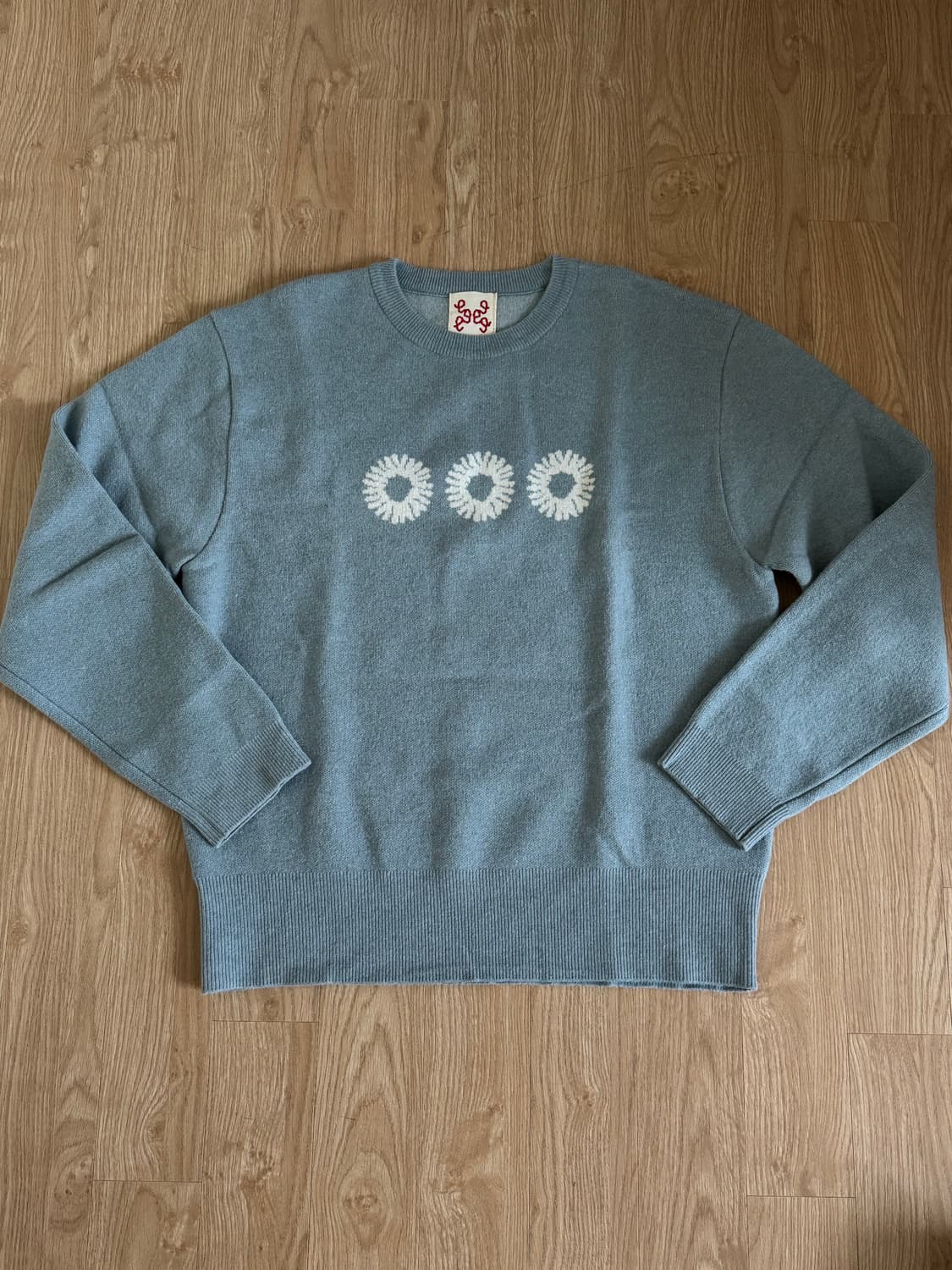 999휴머니티 램스울 로고 크루넥 니트 에메랄드 블루 팔아요! 상품이미지2