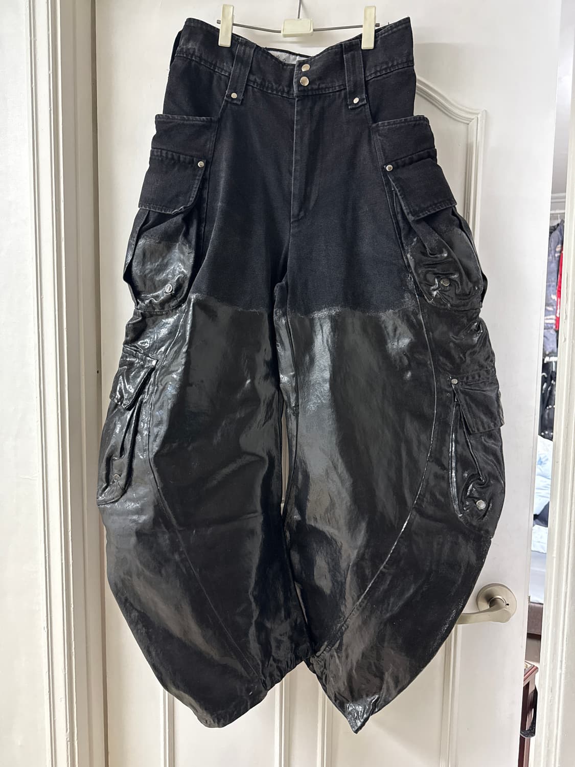 우찬 착용 Cannnone wet cargo pants 상품이미지2