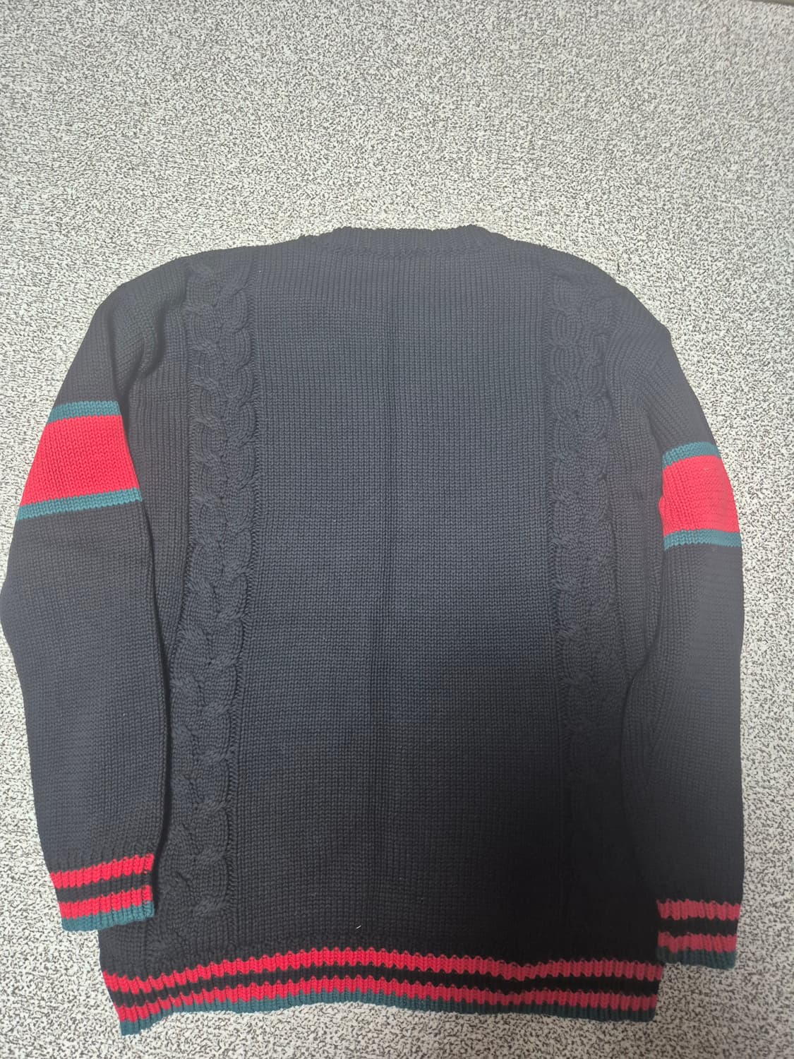 구찌 스웨터 100(XL) 상품이미지4