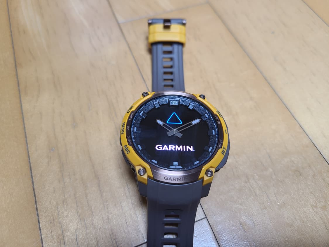 가민 인스팅트 크로스오버 아몰레드 풀박스 상품이미지5