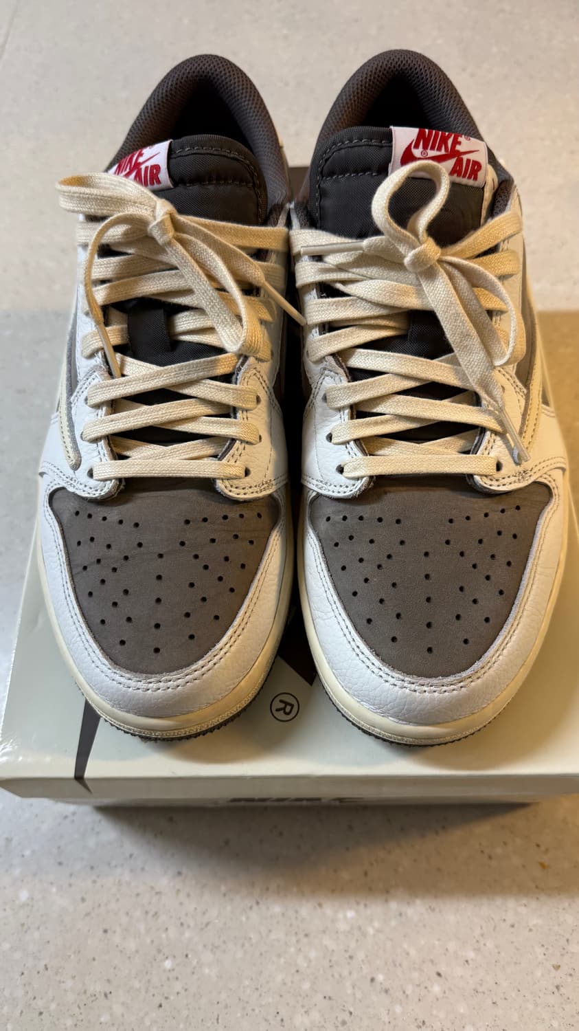 조던1 x 트래비스 스캇 (리버스 모카) 상품이미지2