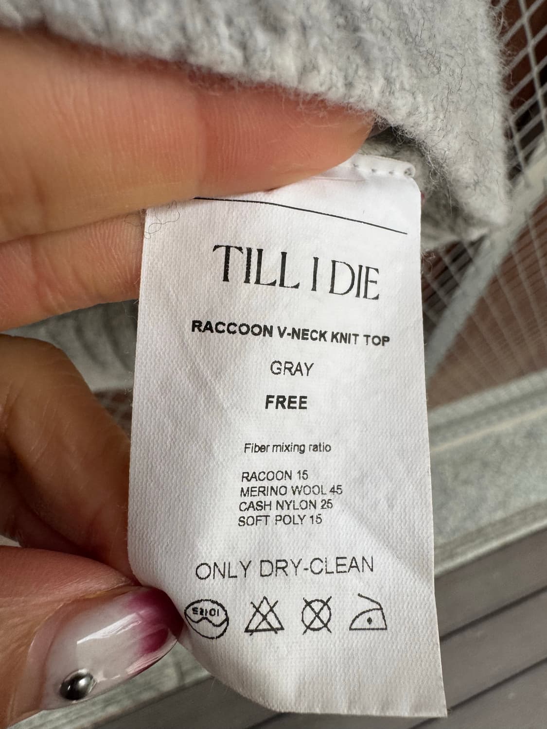 TILLI DIE 틸아이다이 라쿤 브이넥 반팔 크롭 니트 그레이 상품이미지5