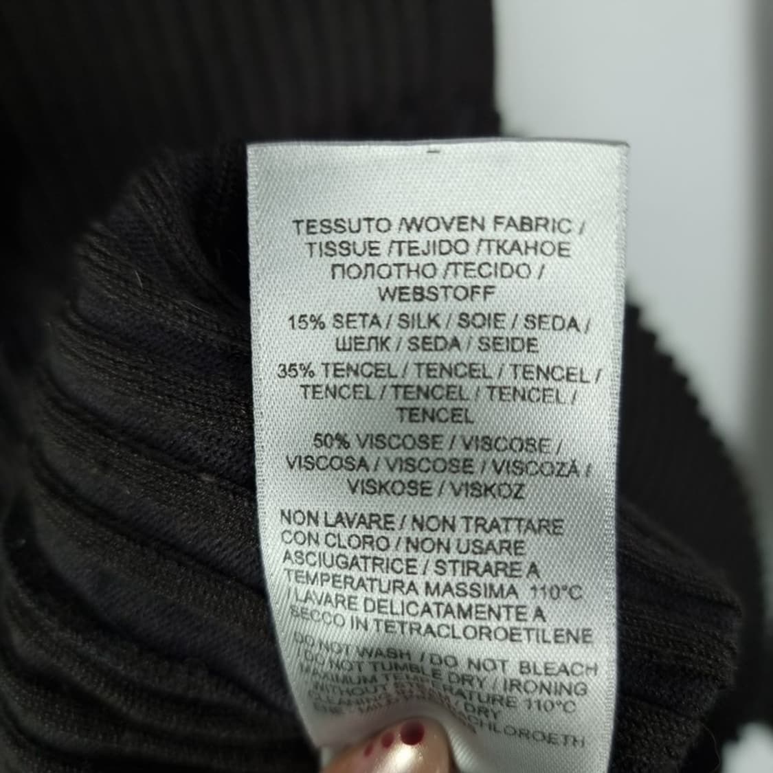 [보테가베네타] 슬림핏 골지 카라 니트 원피스 P01490 상품이미지9