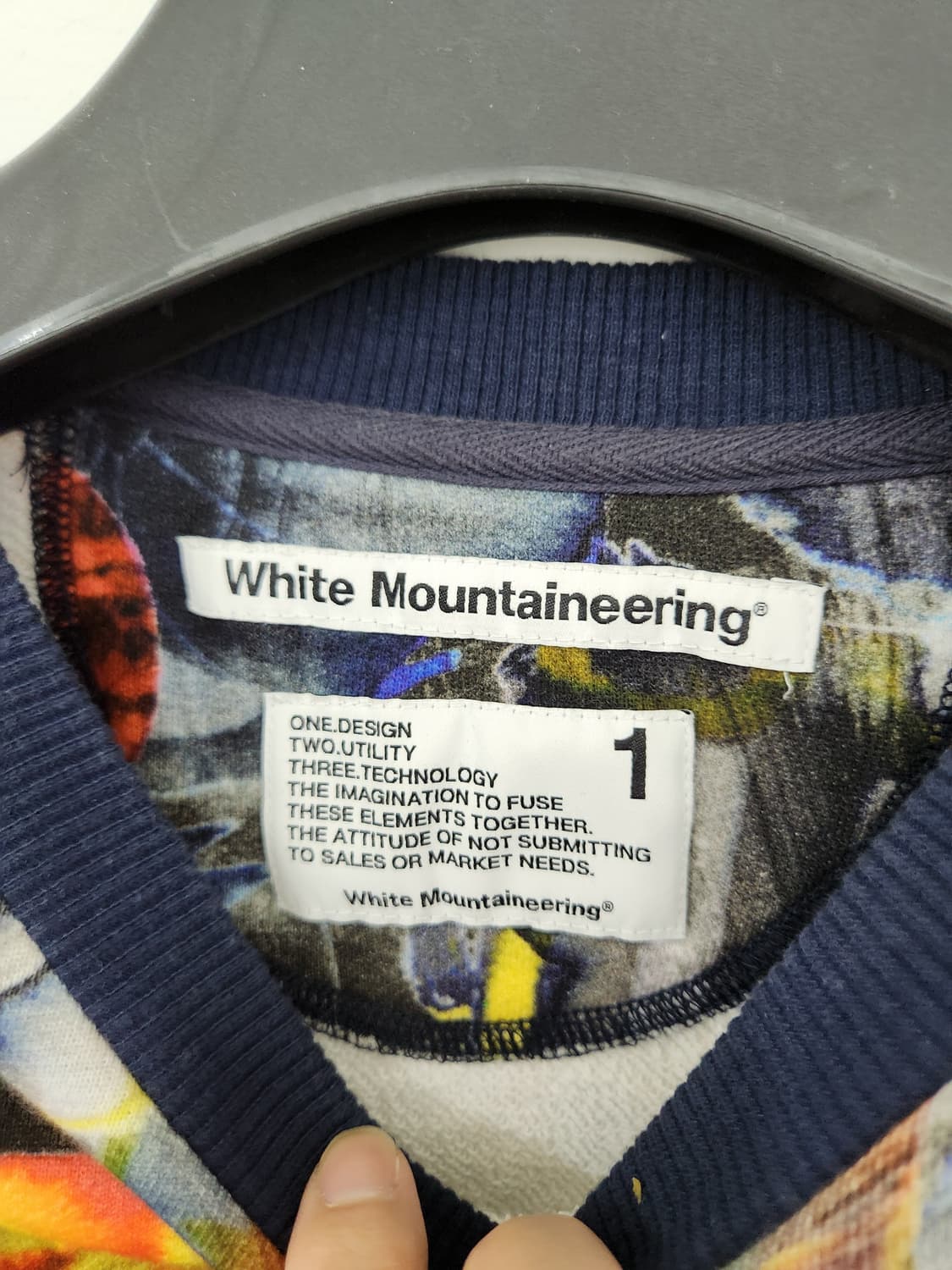 화이트마운티어링 티셔츠 상품이미지1