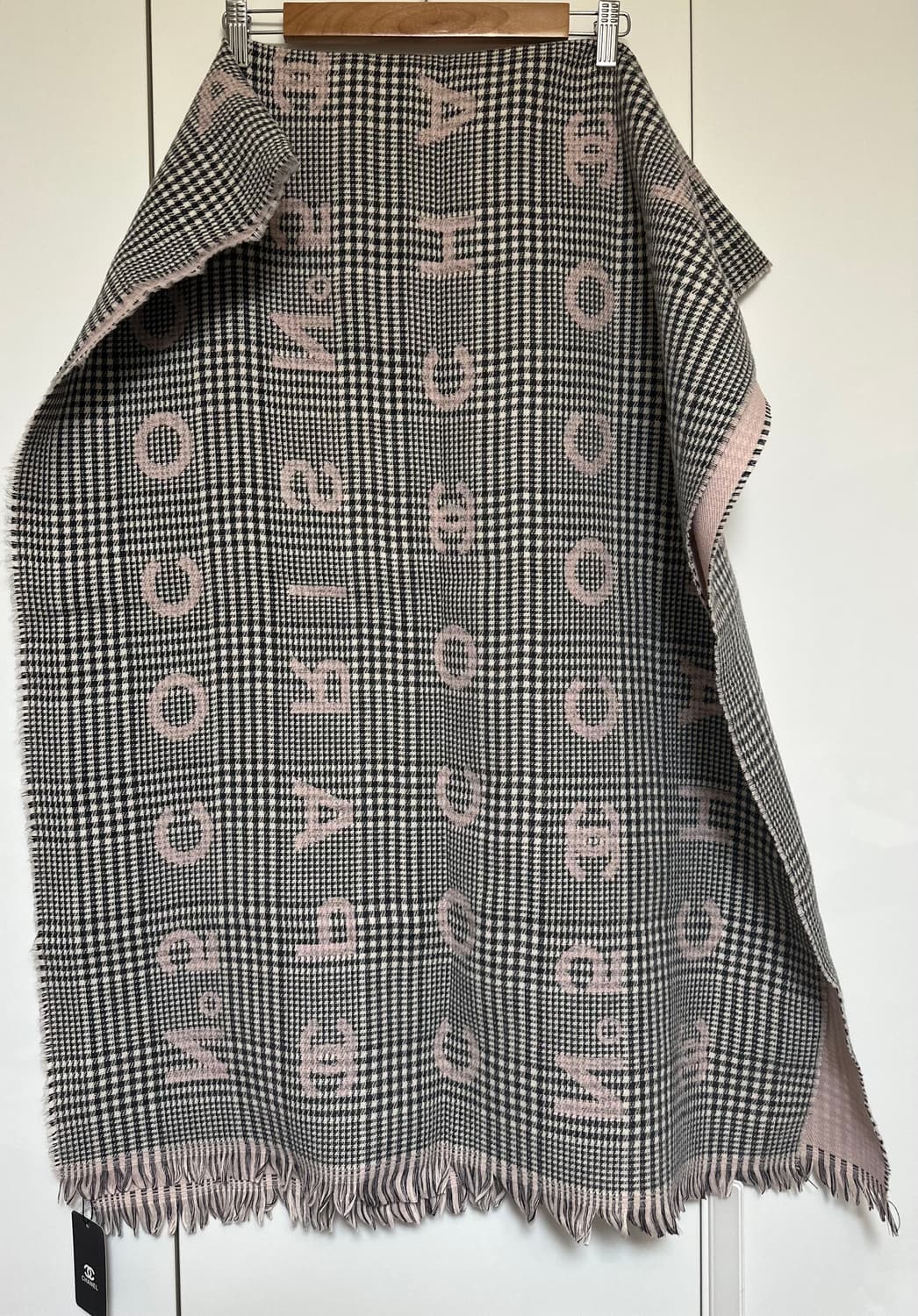 샤넬 하운드투스 캐시미어숄&머플러 남여공용 상품이미지1