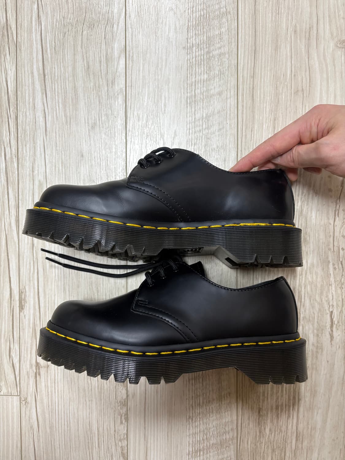 닥터마틴 1461 3홀 벡스 240 상품이미지2