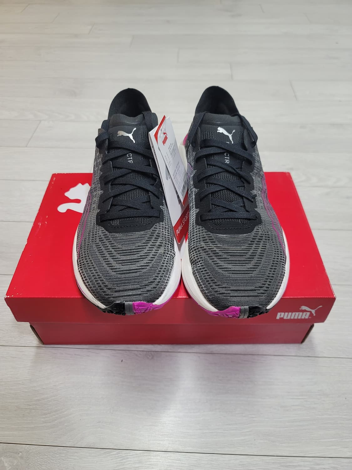 (220)푸마 런닝화 일렉트리파이 나이트로 우먼스[대전 직거래도 가능] 상품이미지4