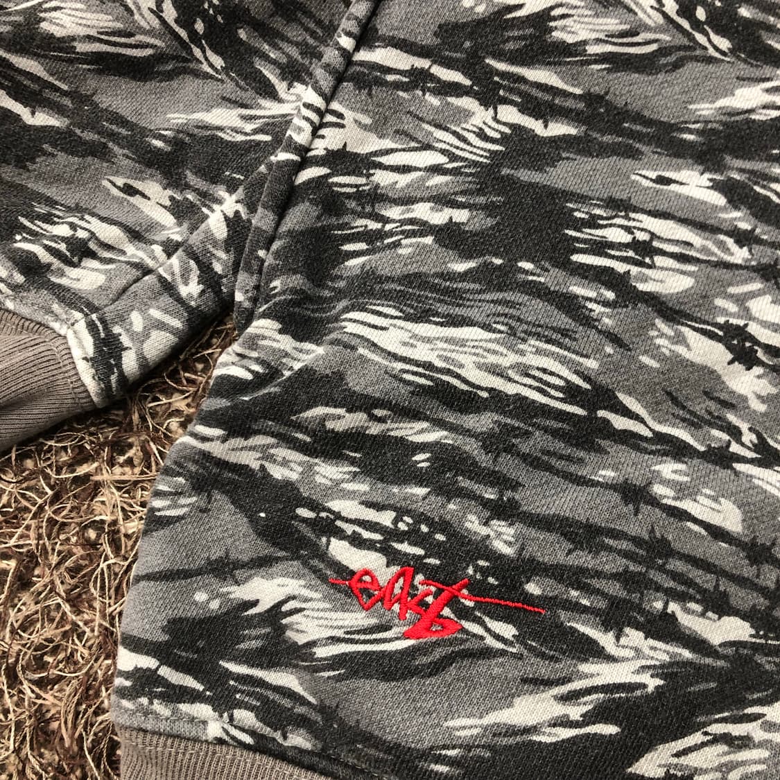 EAST20BOX JPN 빈티지 카모 맨투맨 상품이미지4