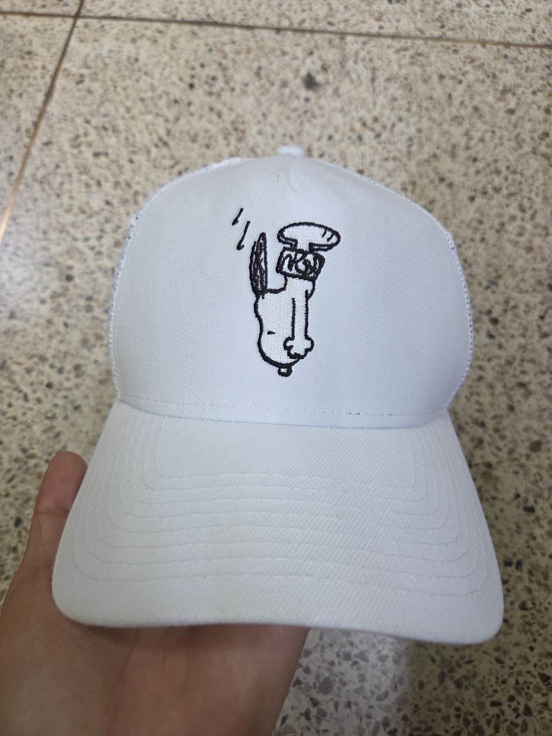 스누피 뉴에라 매쉬 볼캡 화이트 상품이미지1