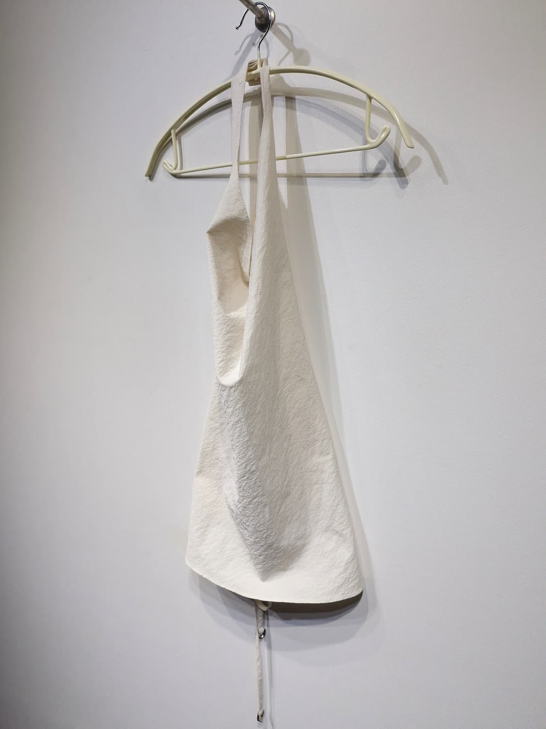 RRACE 레이스 Draped Halter Top 아이보리 상품이미지3