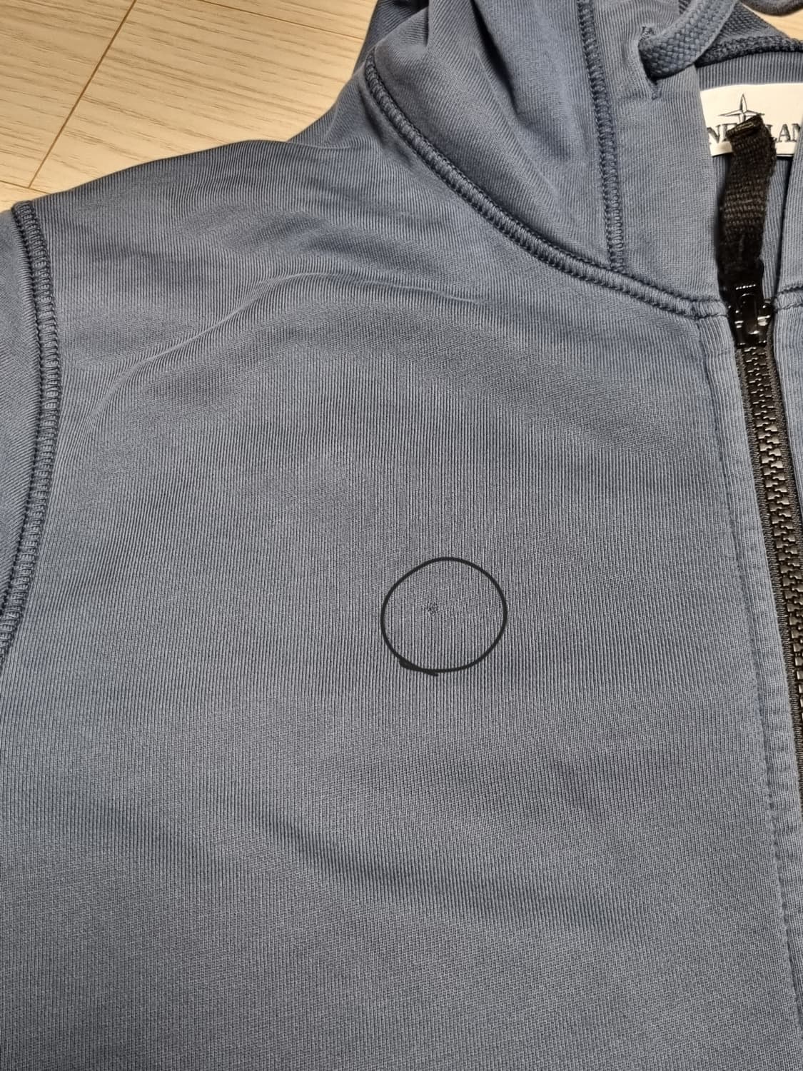 스톤아일랜드 와펜 후드집업 상품이미지6