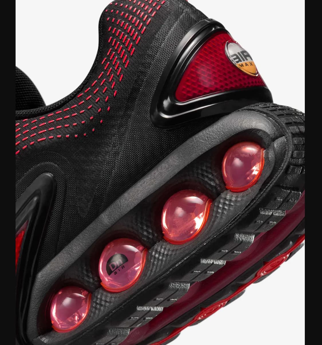 285 새제품) 나이키 에어맥스 Dn 에센셜 블랙 브라이트 크림슨 나코탭 상품이미지9