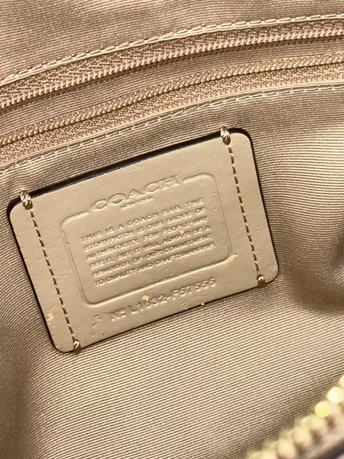 코치 돔 크로스백 상품이미지8