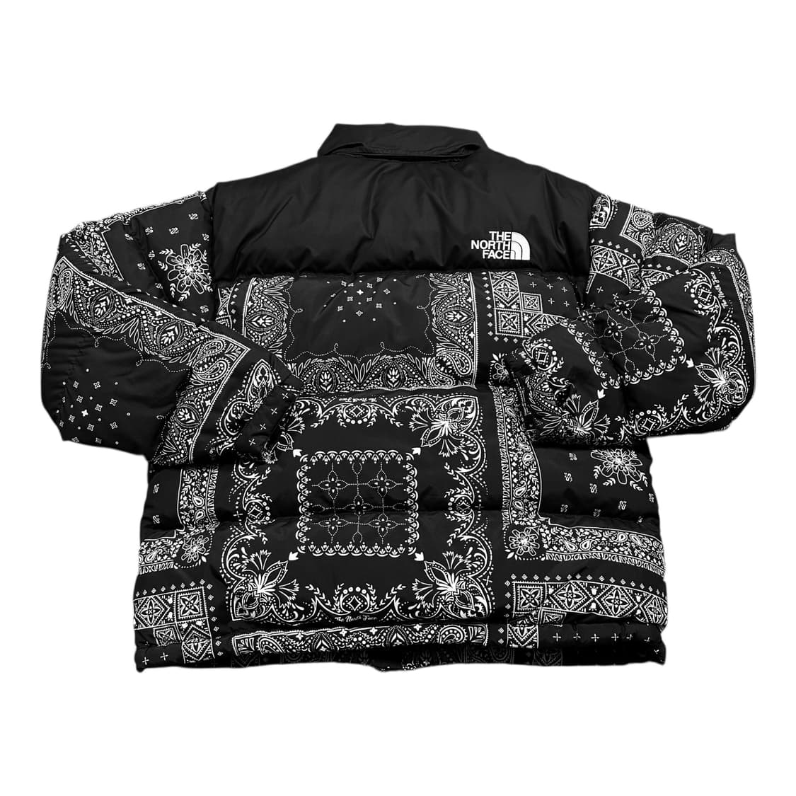 ✨ (바배) 노스페이스 반다나 페이즐리 눕시 패딩  상품이미지2