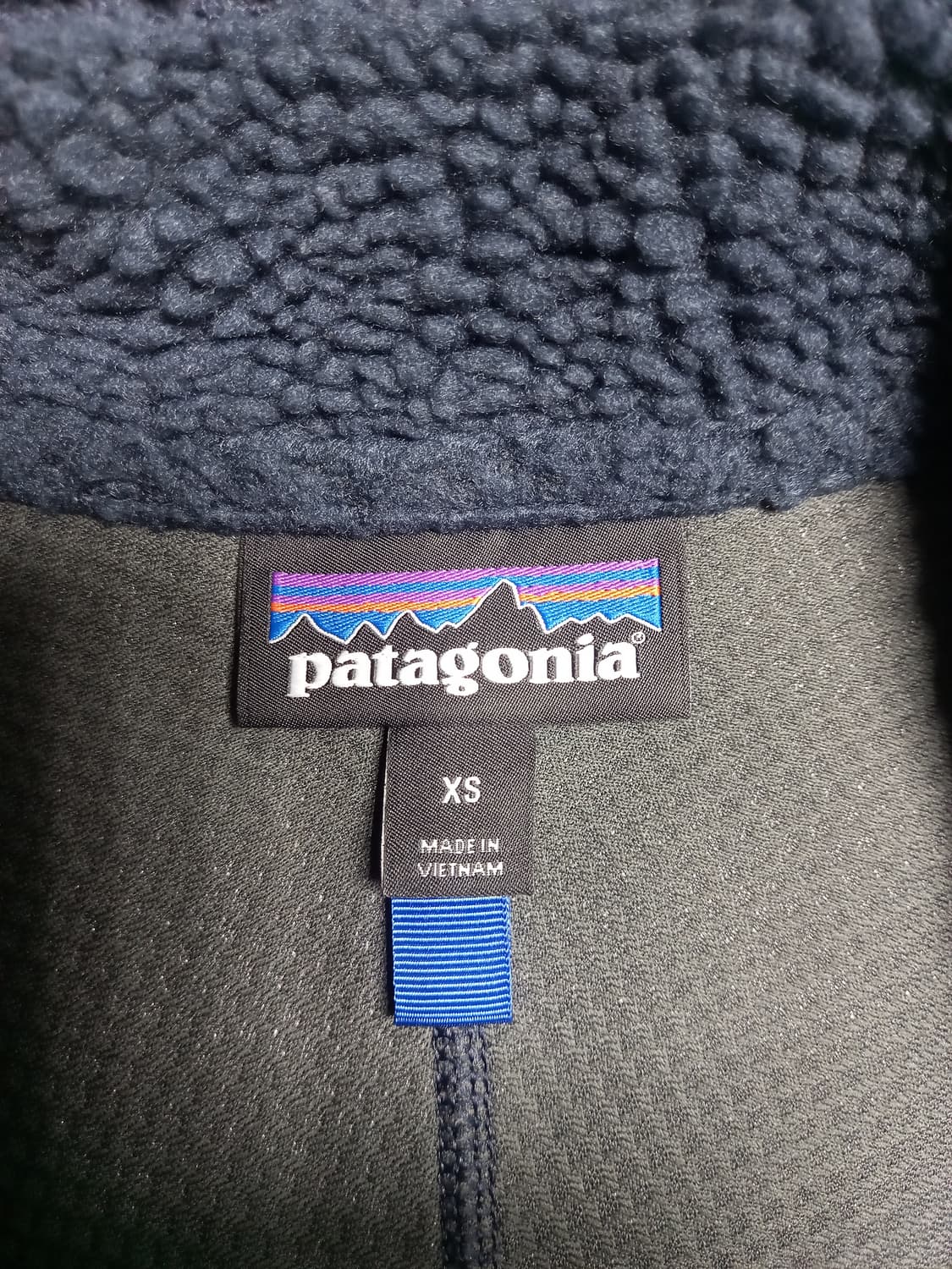 파타고니아  레트로 플리스 네이비  xs 상품이미지3