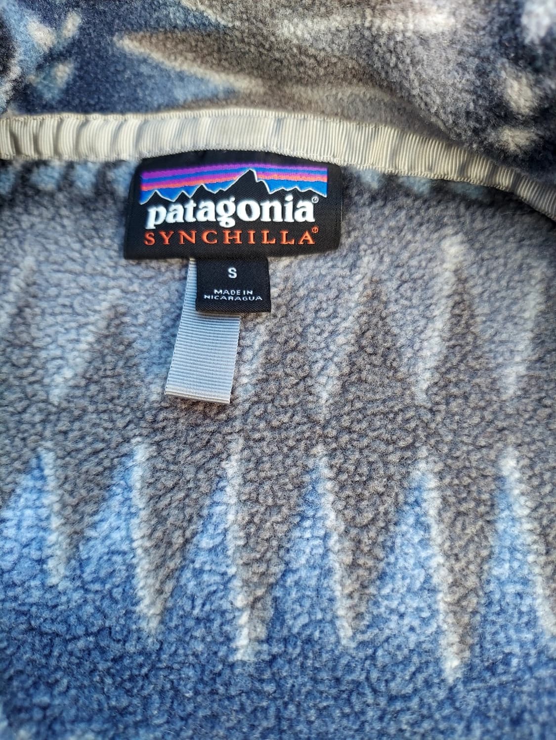 14FW 파타고니아 신칠라 스냅-T 플리스 블루/브라운 아즈텍 패턴 상품이미지4
