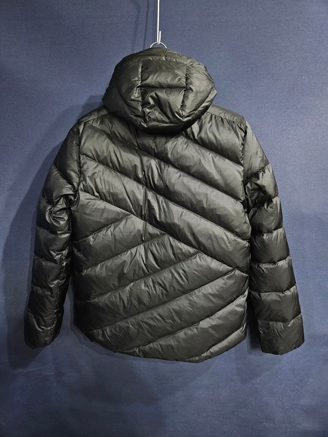 캘러웨이 블랙컬러 남성 100 골프 구스다운 후드패딩  상품이미지2