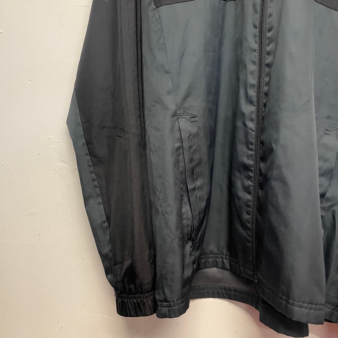 아디다스 티로 17 블랙 바람막이 자켓   상품이미지4